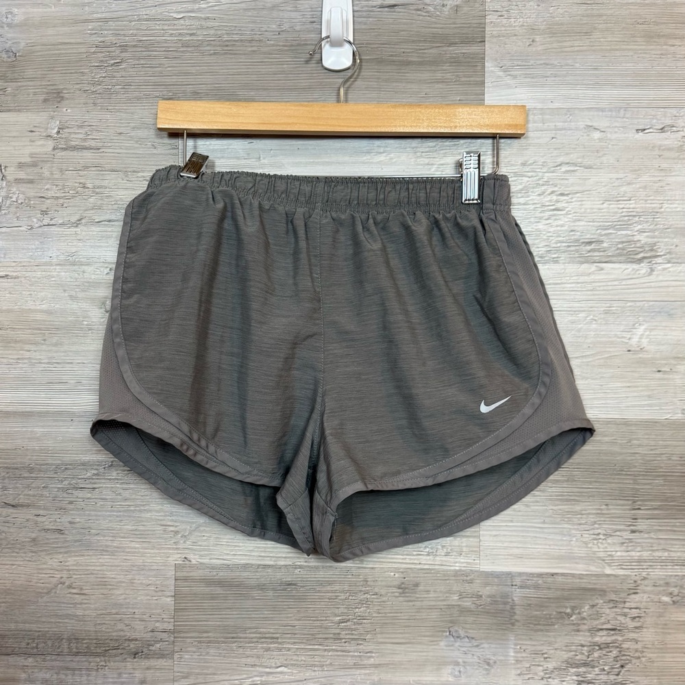 Nike Dri-FIT Tempo Running Shorts | Gray Heather & Black | Size Medium